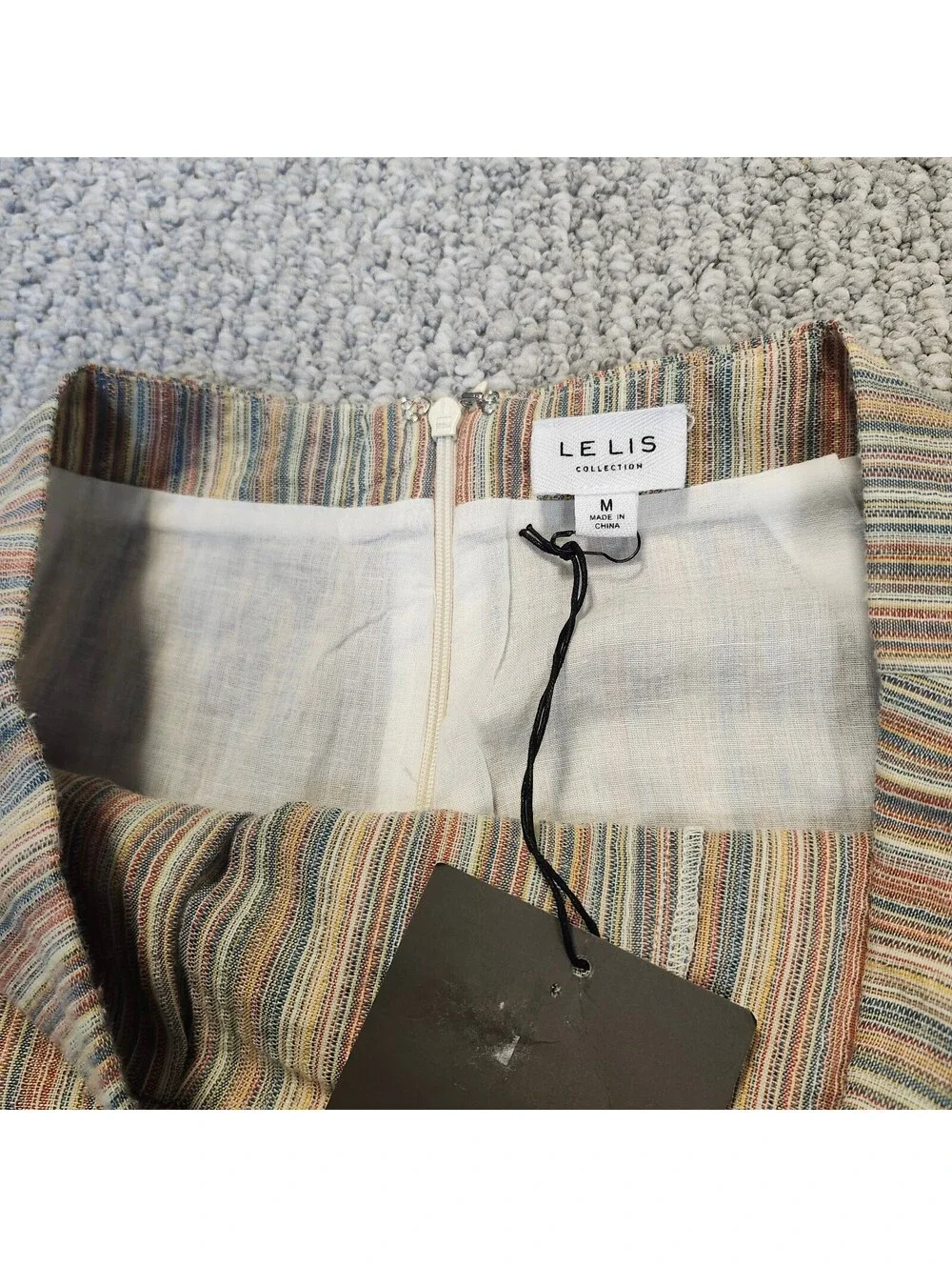 Le Lis Collection Striped Wrap Style Shorts Size Medium NWT